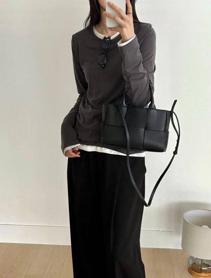 BOTTEGA 
GOOD QUALITY  

WITH BOX
🎁🎁🎁

110 dhs✅

Zain39
♥️♥️♥️