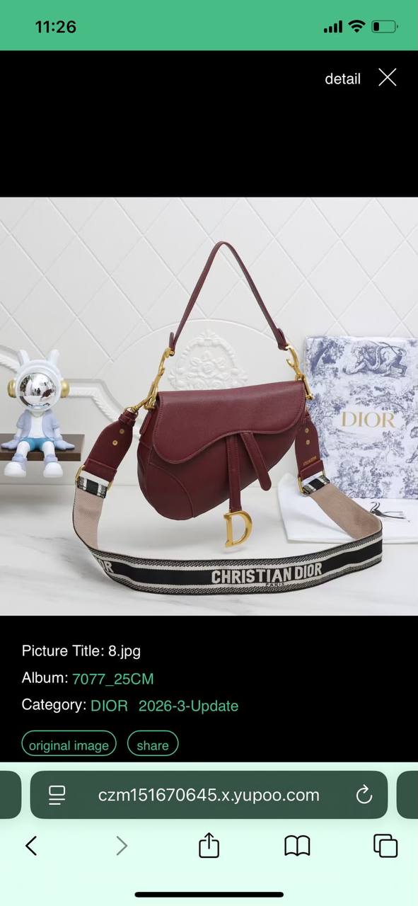 Dior 
Best quality with box’s 
120 dhs🇦🇪🇦🇪
size 25 Cm

Zain290
♥️♥️♥️