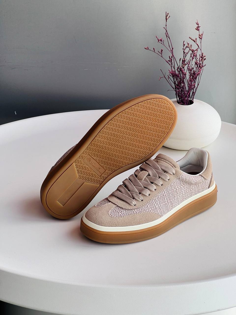 LORO PIANA🐎 LV
Size 36_41
Super high quality* 
450 dhs✅

Zain176
♥️♥️♥️