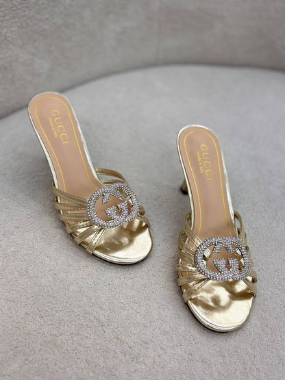Gucci
120 dhs💛
Size 36-42

Zain55