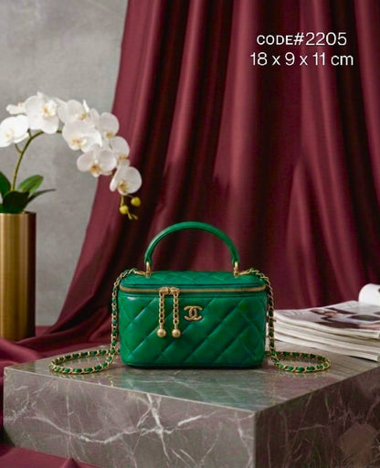 Chanel ᴠᴀɴɪᴛʏ ʙᴀɢ
ᴄʜᴀɪɴ ᴄʀᴏss ʙᴏᴅʏ ʙᴀɢ
ᴡɪᴛʜ ᴄɪʀᴄʟᴇ ᴄʜᴀɪɴ ʟᴏᴄᴋ
ɢᴏʟᴅ ʜᴀʀᴅᴡᴀʀᴇ
ᴄʜᴀɪɴ ʙᴇʟᴛ sᴛʀᴀᴘ 
sɪᴢᴇ: 18 cm
ᴡɪᴛʜ BOX
🎁🎁🎁

70 dhs✅

Zain31
♥️♥️♥️