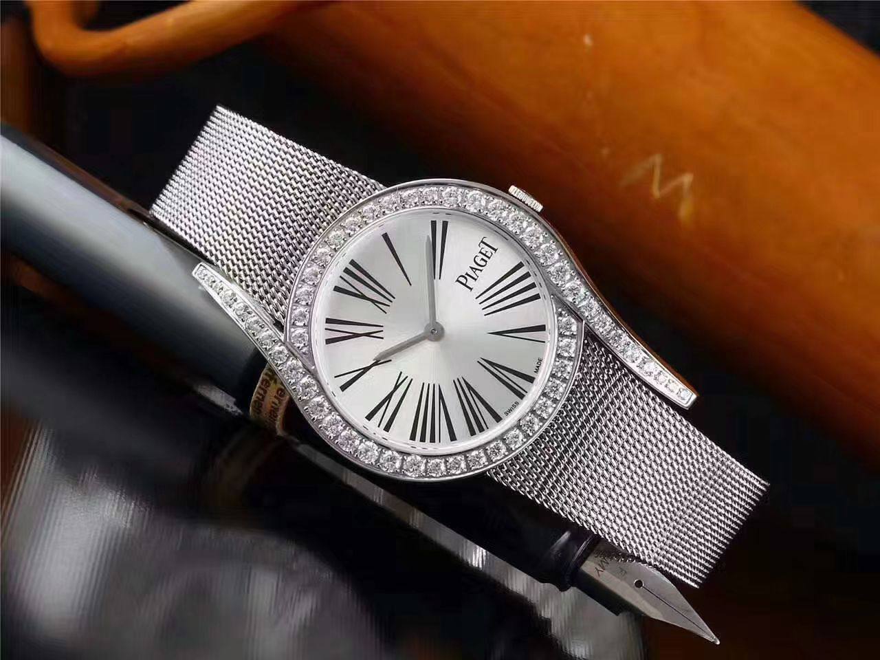 Piaget 
watch for ladies 
good quality 
260 dhs💓

Zain59
♥️♥️♥️
