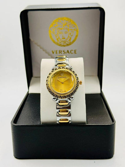 Versace ladies 
55 dhs🪙🌨️

Zain08
♥️♥️♥️