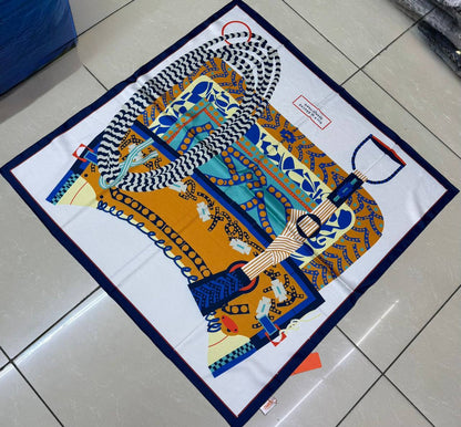 Silk square scarf 
40 dhs🪙💚

Zain93
♥️♥️♥️