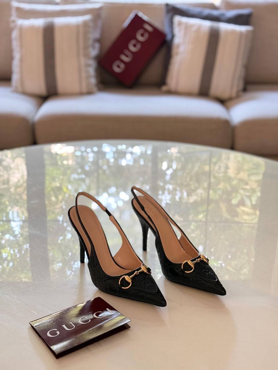GUCCI
Master quality 
Size: 36 to 41
450 dhs🖤

Zain318
♥️♥️♥️