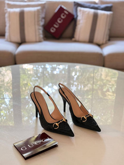 GUCCI
Master quality 
Size: 36 to 41
450 dhs🖤

Zain318
♥️♥️♥️