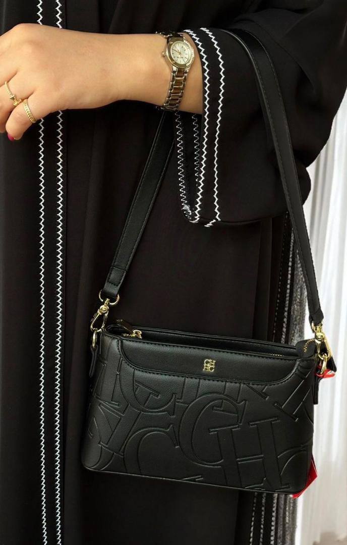 CHCH


95 dhs🇦🇪🇦🇪

Good-quality 
with box

22cm
Zain26
♥️♥️♥️
