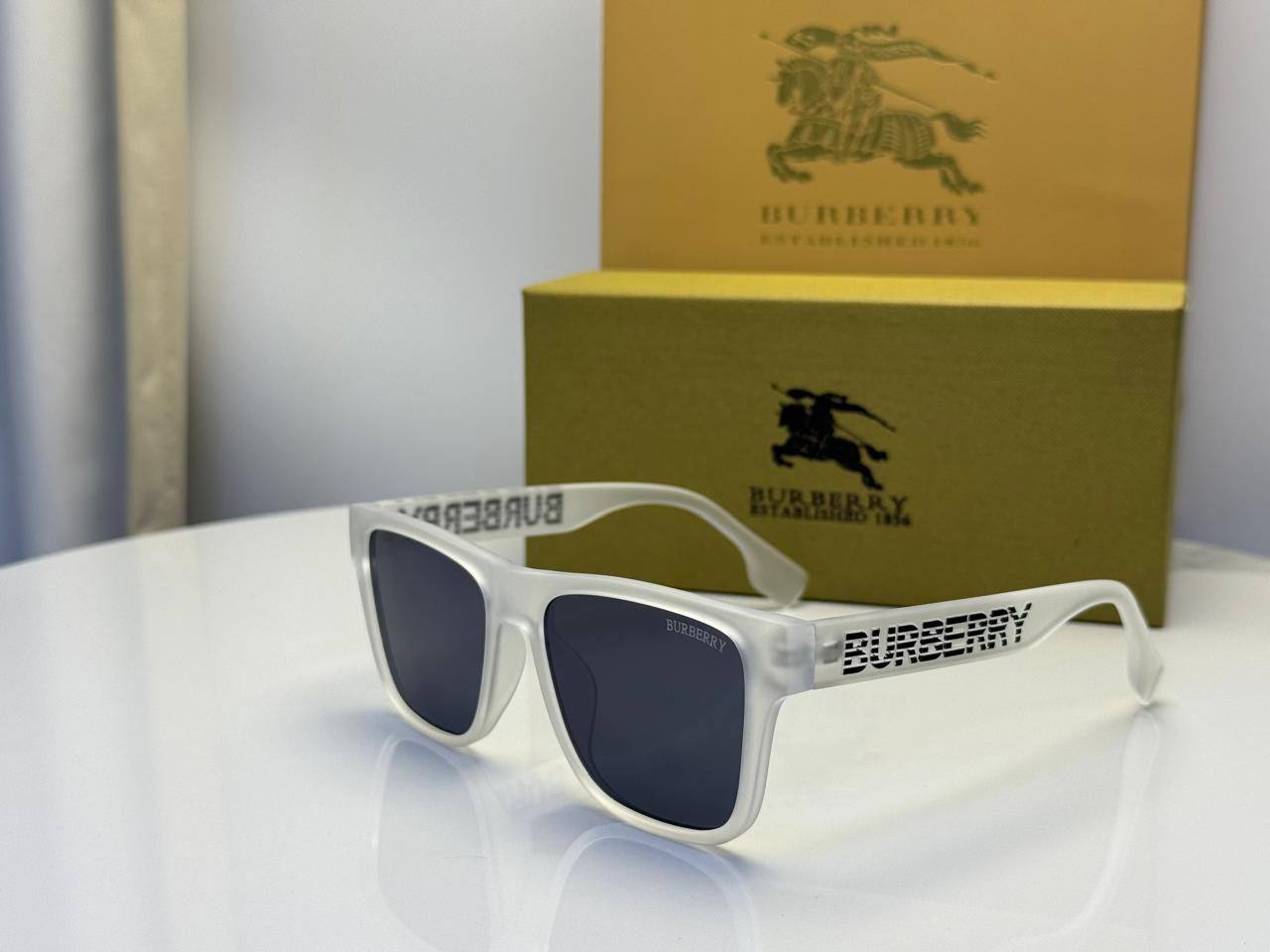 Sunglasses
65 dhs✅

Zain182
♥️♥️♥️