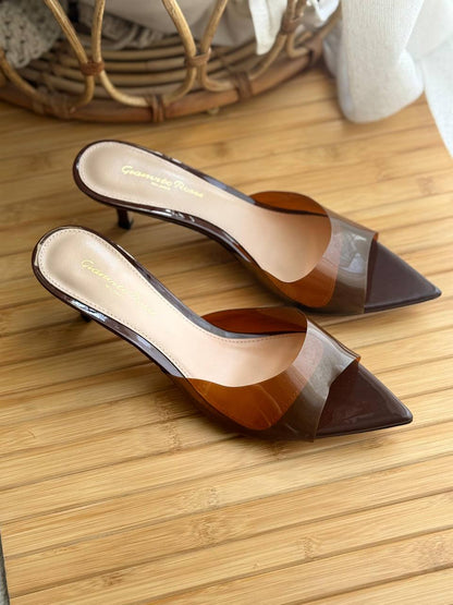 Gianvito Rossi
Super Master
𝗦𝗶𝘇𝗲 𝟯𝟲 𝘁𝗼𝗼 𝟰𝟭 
450 dhs💛

Zain303
♥️♥️♥️