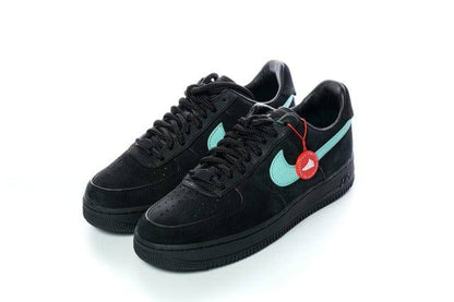 Nike Air
Please ask for size before ordering
Size 40-55
105 dhs✅

Zain27
♥️♥️♥️
