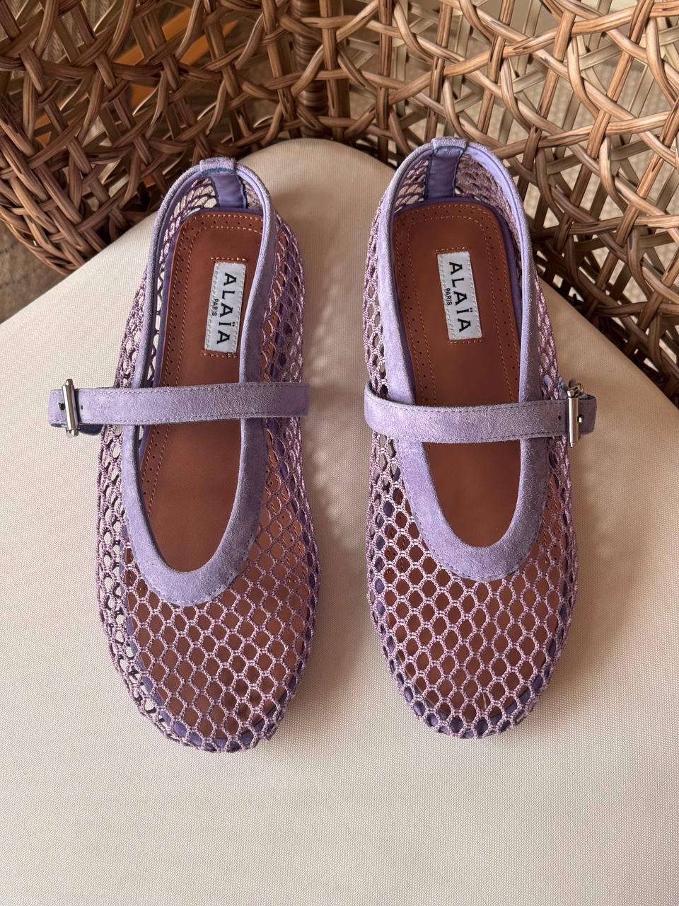 ALAIA 
✨ New Collection
👠 36–41
💎 Premium Quality
🔥 Super Master
450 dhs✅

Zain198
♥️♥️♥️