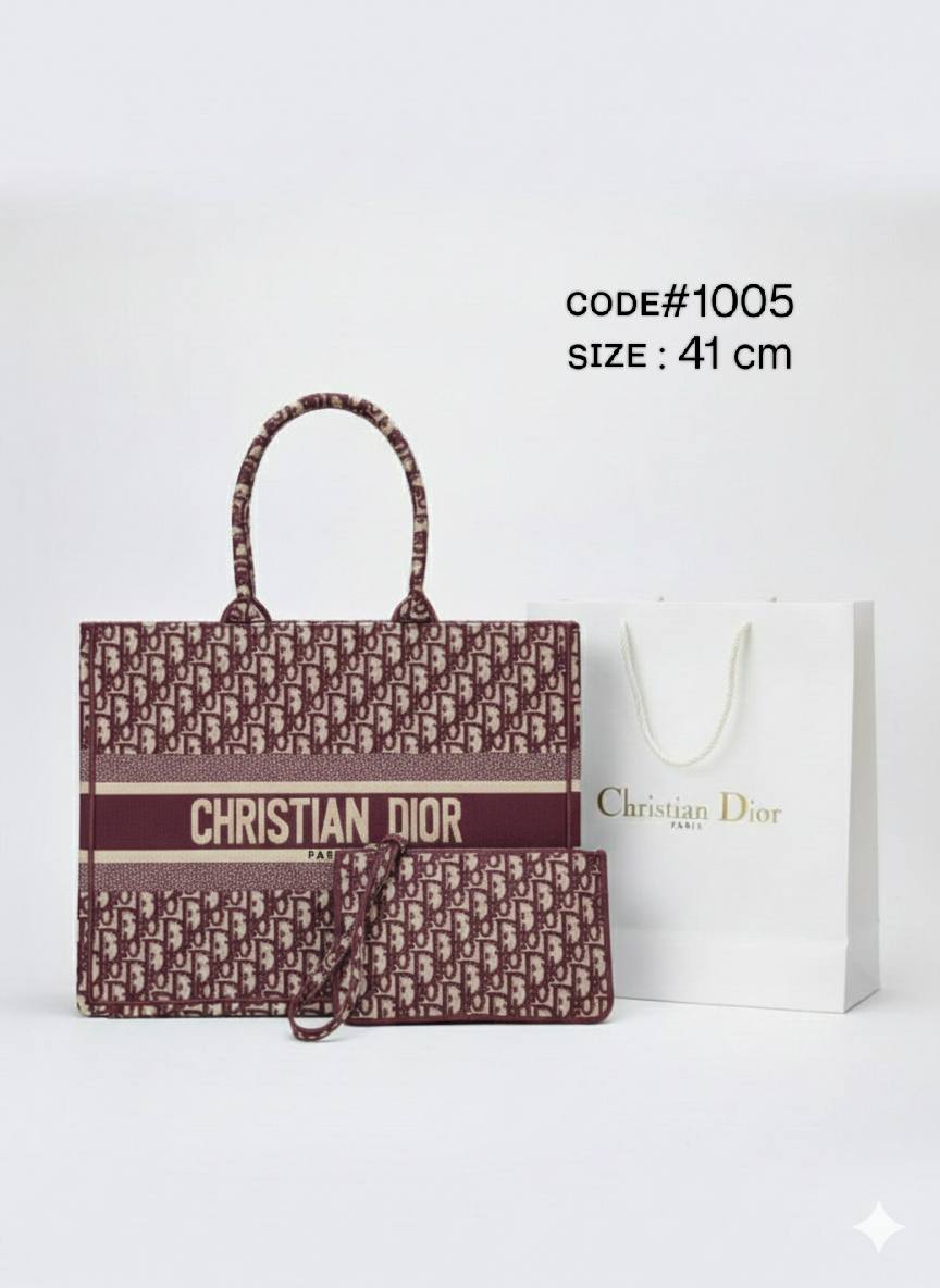 CHRISTIAN DIOR
ʙᴏᴏᴋᴛᴏᴛᴇ ᴄᴀɴᴠᴀs ᴍᴀᴛᴇʀɪᴀʟ
ᴡɪᴛʜ ᴘᴜʀsᴇ ᴢɪᴘᴘᴇʀ
sɪᴢᴇ : 41 cm

110 dhs✅

Zain31
♥️♥️♥️♥️