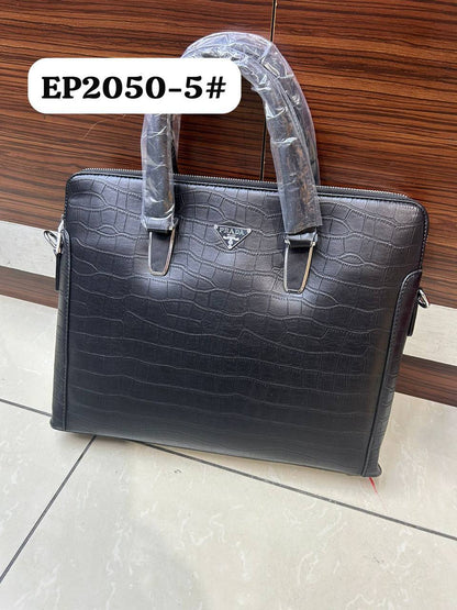 Laptop Bags
90 dhs🪙🖤

Zain190
♥️♥️♥️