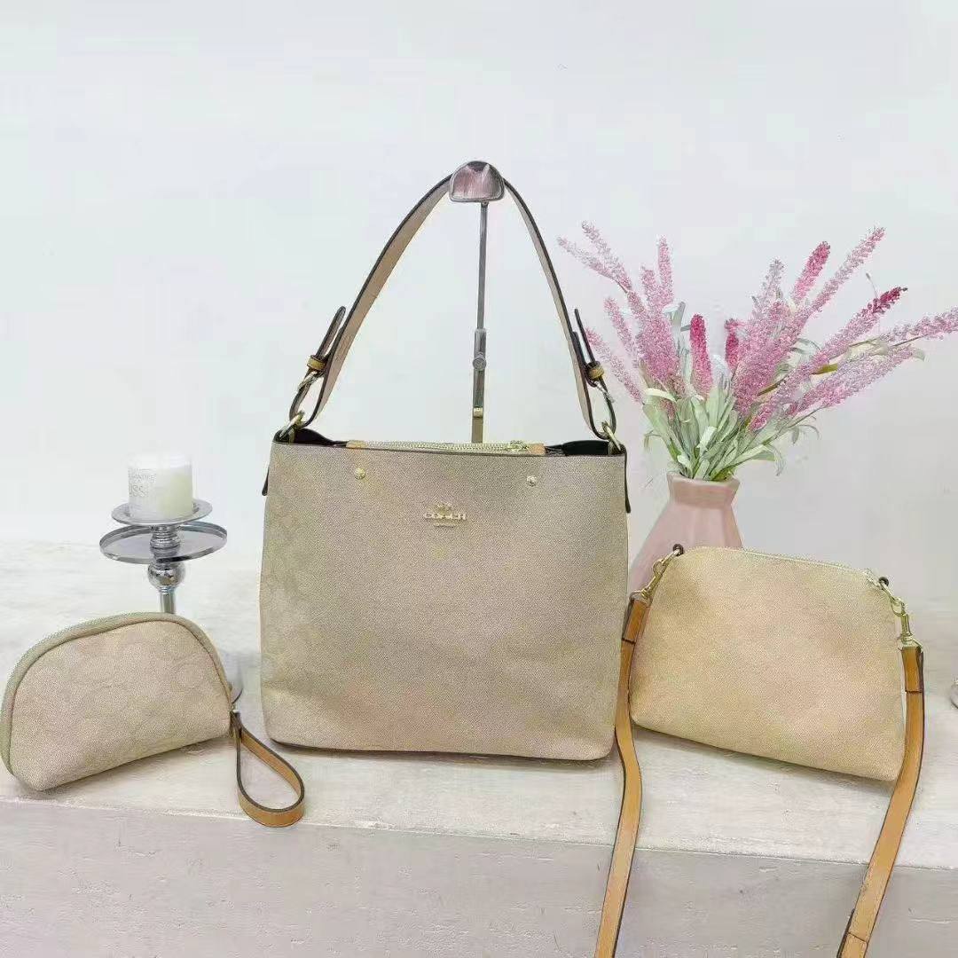 Coach 3in1
95 dhs🪙🌨️

Zain35
♥️♥️♥️