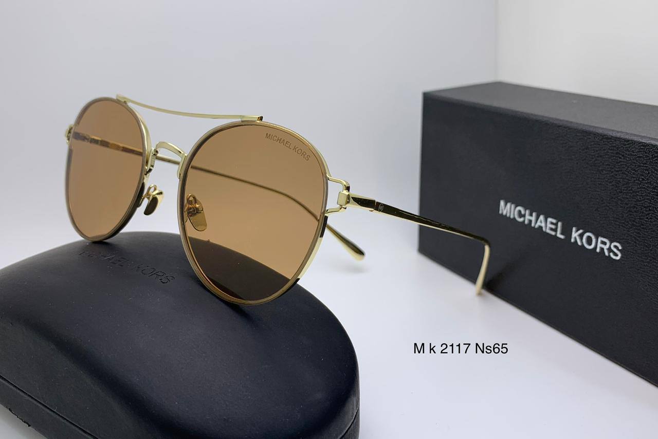 Sunglasses
70 dhs🪙💕

Zain126
♥️♥️♥️