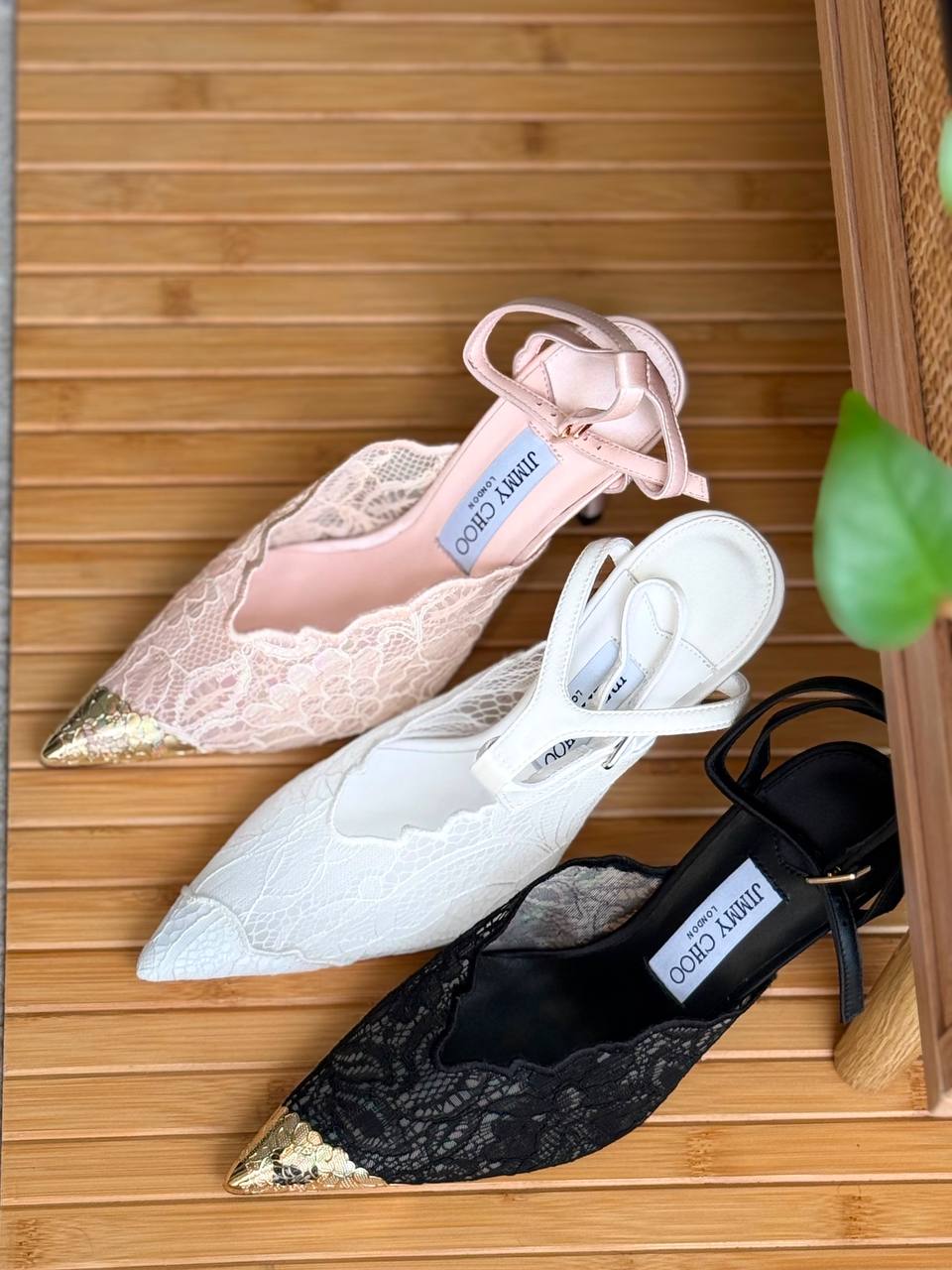 Jimmy Choo
Vip Quality
𝗦𝗶𝘇𝗲 𝟯𝟲 𝘁𝗼𝗼 𝟰𝟭 
490 dhs✅

Zain303
♥️♥️♥️