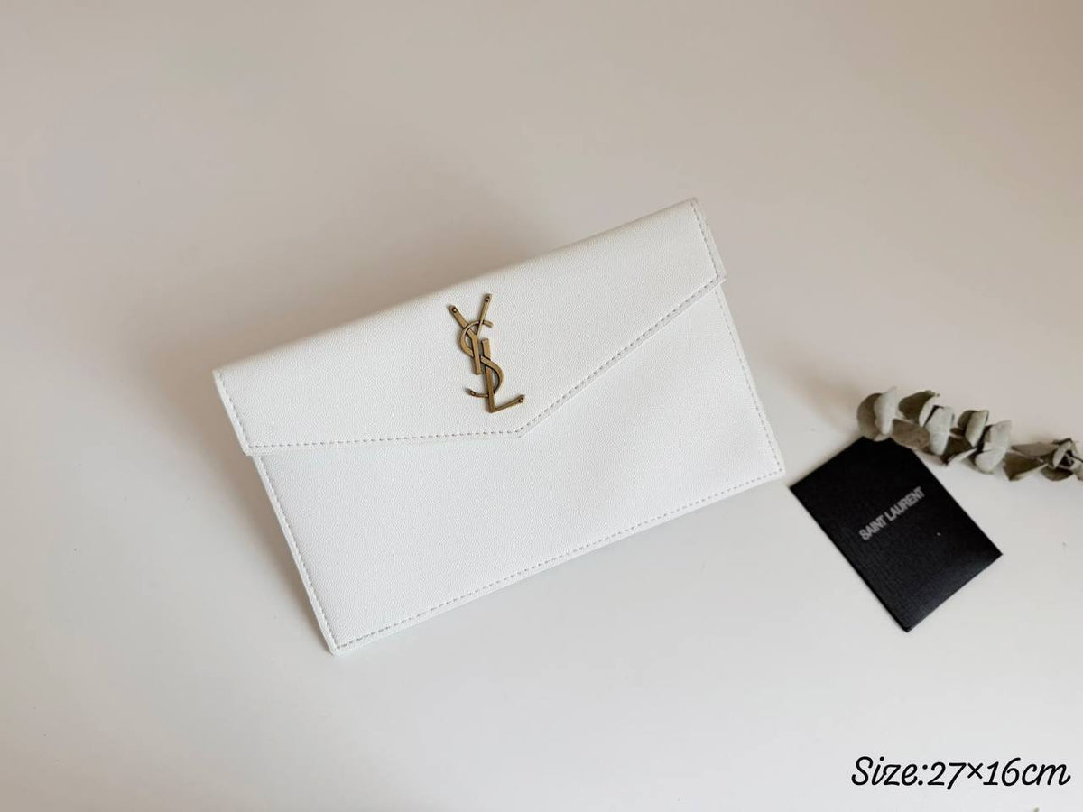 Ysl

170 dhs 

Zain134
♥️♥️♥️