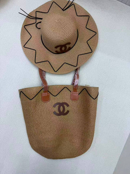 CHANEL
Hat and bag

90 dhs🇦🇪🇦🇪

Zain04
♥️♥️♥️
