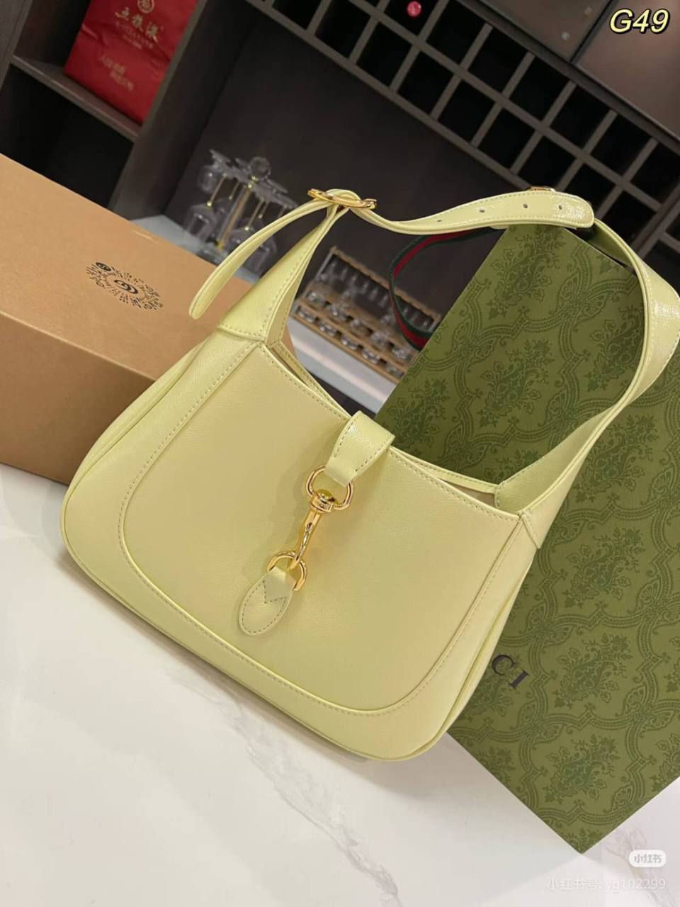 Gucci
Master❣️❣️
260 dhs✅

Zain10
♥️♥️♥️