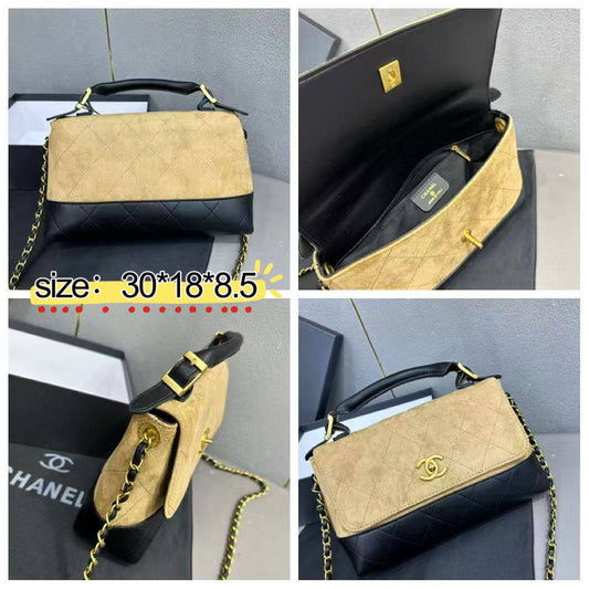 Chanel 
✨✨NEW  CHANEL ✨✨
115 dhs🪙💚

with box.
🎁🎁🎁

Zain38
♥️♥️♥️