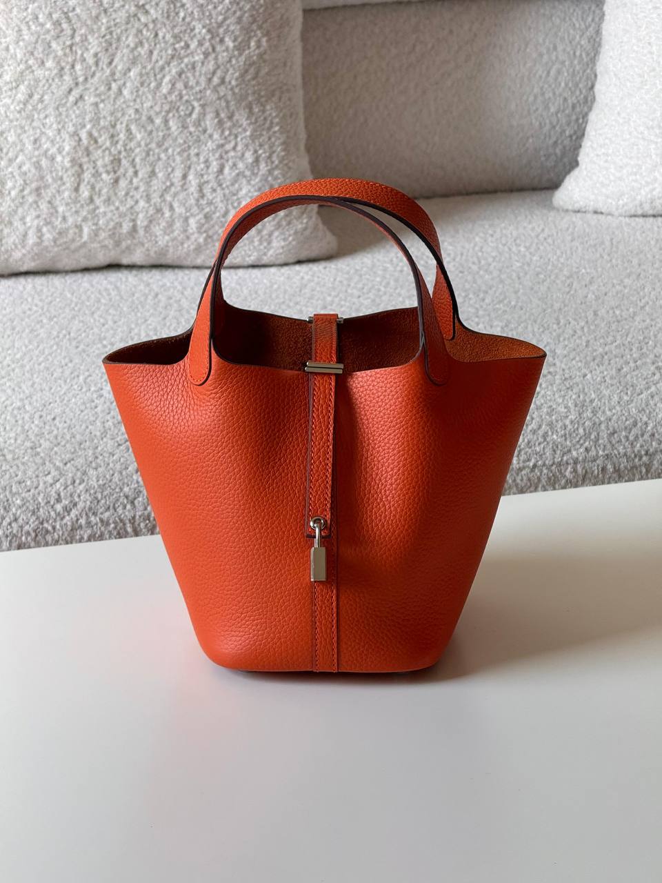 Hermes
picotin 18cm💥Master quality ✅

with box📦

340 dhs✅

Zain52
♥️♥️♥️