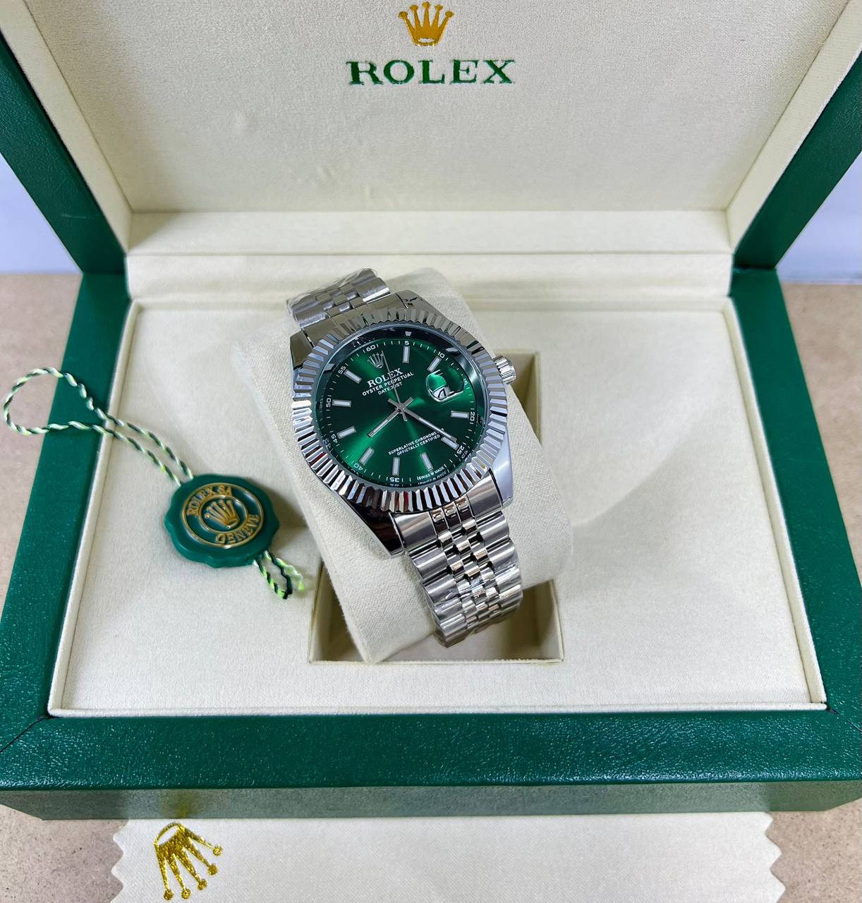 Omega - Rolex - Bvlagri
70 dhs🪙💕

Zain37
♥️♥️♥️