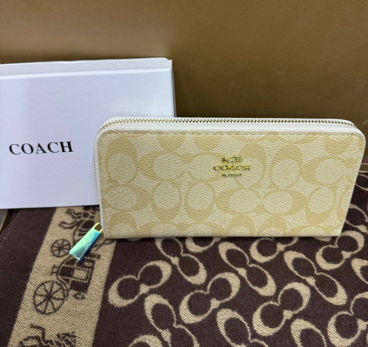 Wallets

With box
🎁🎁🎁

30 dhs🪙🖤

Limit Stock

Zain93
♥️♥️♥️