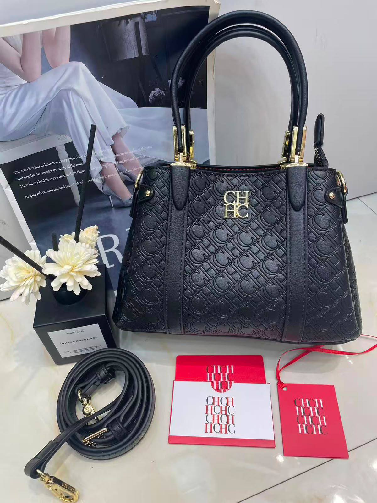 CH CH
High quality 
Size:23cm
115 dhs🇦🇪🇦🇪🇦🇪

Zain70
♥️♥️♥️
