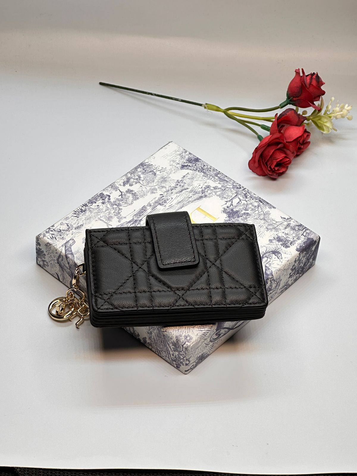 💝  *DIOR*💝
💝*Super Master*💝
300 dhs🪙🌨️

Zain275
♥️♥️♥️
