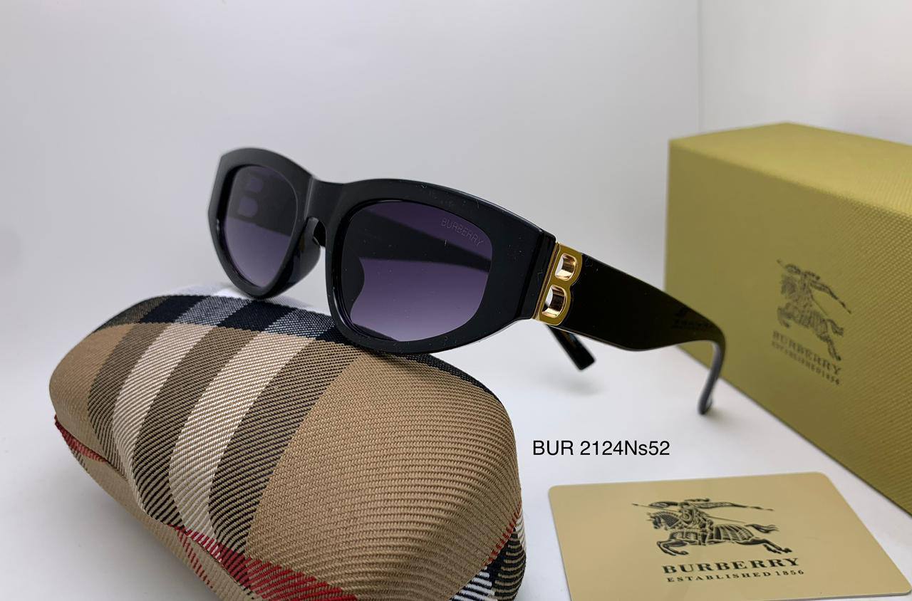 Burberry
70 dhs❣️

Zain126
♥️♥️♥️