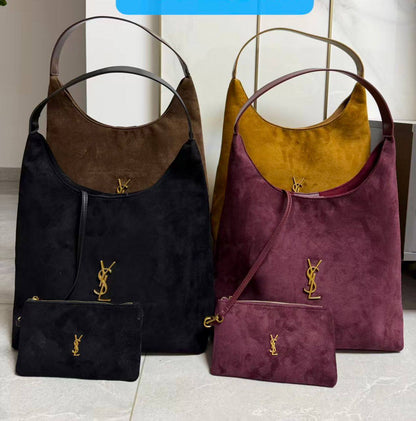 YSL
90 dhs🗽
size 35×11×38cm

Zain42
♥️♥️♥️