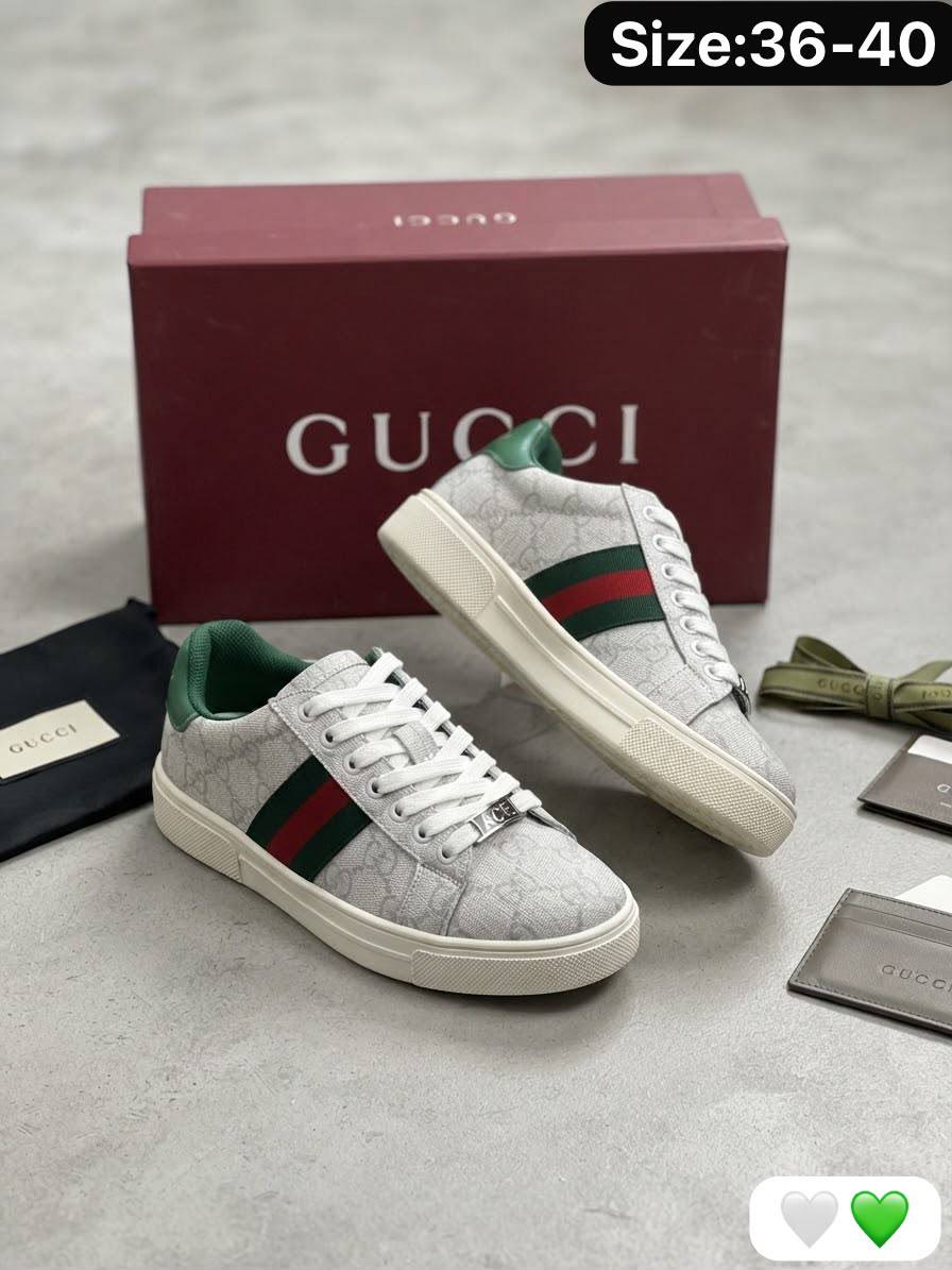 Gucci

 Lady shoes 

Withbox & paper bag 

120 dhs🇦🇪🇦🇪

Zain40
♥️♥️♥️