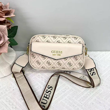 Guess
60 dhs✅

Zain232
♥️♥️♥️