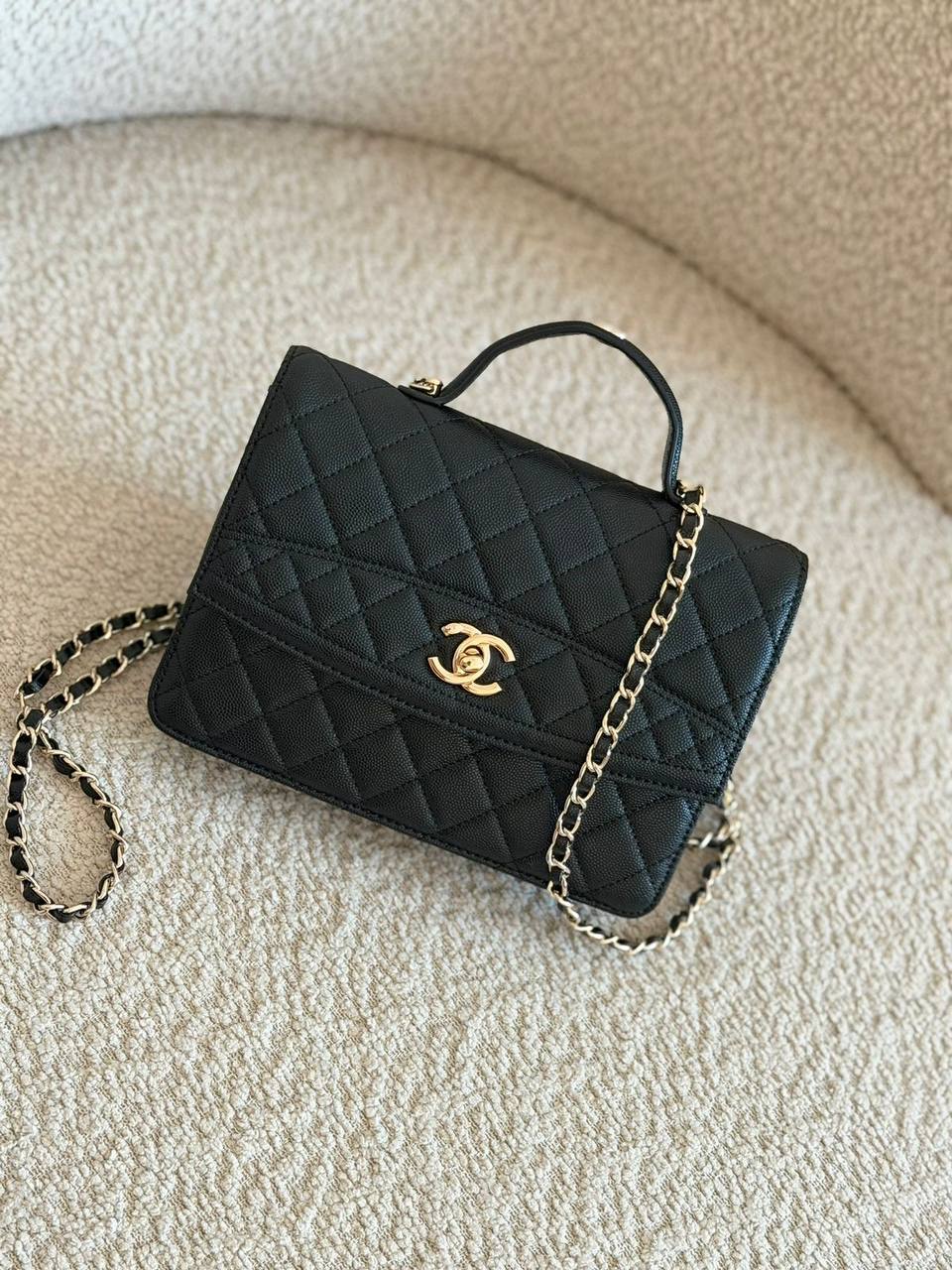 Chanel

200 dhs

Zain134
♥️♥️♥️