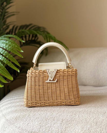 LV - Chanel 
Super Master Stock
    
             🍂 💛 🩷🍂
For Price 👇 WhatsApp✅
0568585901 
0507557372
0552275751 Owner Zain 👌

Zain246
♥️♥️♥️