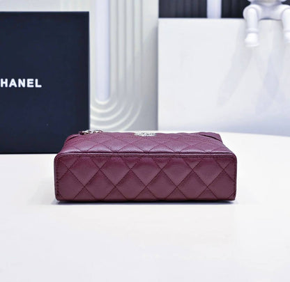 CHANEL 

COPY ONE 

WITH DOUBLE BOX 🎁

210 dhs✅

Zain295
♥️♥️♥️