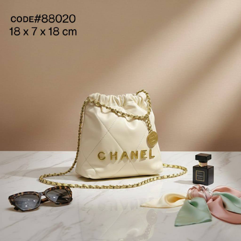 CHANEL 22 ᴍɪɴɪ
ʙᴜᴄᴋᴇᴛ ʜᴀɴᴅ/ ᴄʀᴏss ʙᴀɢ
ǫᴜɪʟᴛᴇᴅ ʟᴇᴀᴛʜᴇʀ
ɢᴏʟᴅ ʜᴀʀᴅᴡᴀʀᴇ
ᴡɪᴛʜ ᴄʜᴀɪɴ ʙᴇʟᴛ sᴛʀᴀᴘ
sɪᴢᴇ : 18 cm
ᴡɪᴛʜ BOX
🎁🎁🎁

75 dhs✅

Zain31
♥️♥️♥️