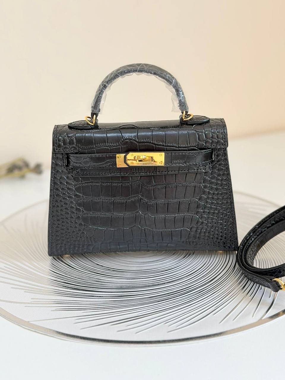 Hermes
Master 💓💓
280 dhs✅

Zain134
♥️♥️♥️