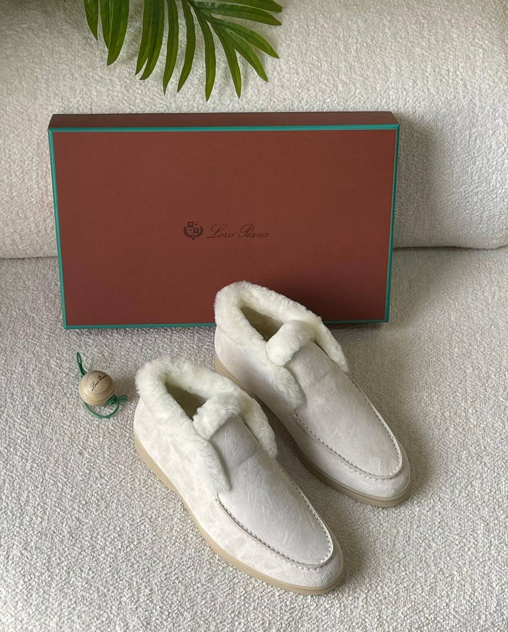 LORO PIANA
SuperMaster Quality 💯
500 dhs🪙🖤
Size: 36-41💥

Zain171
♥️♥️♥️