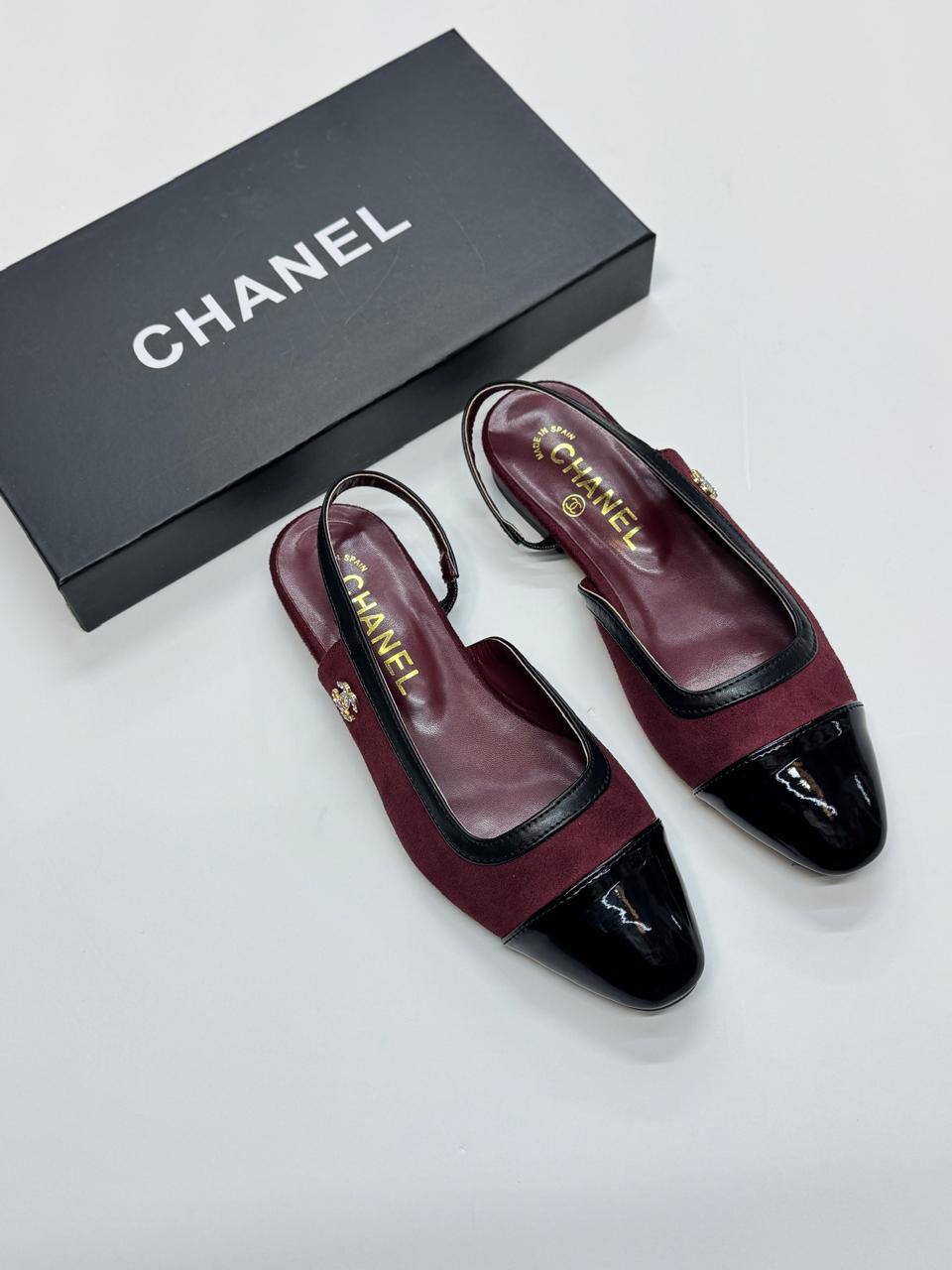 Chanel
Size36-41
105 dhs❤️

Zain21
♥️♥️♥️