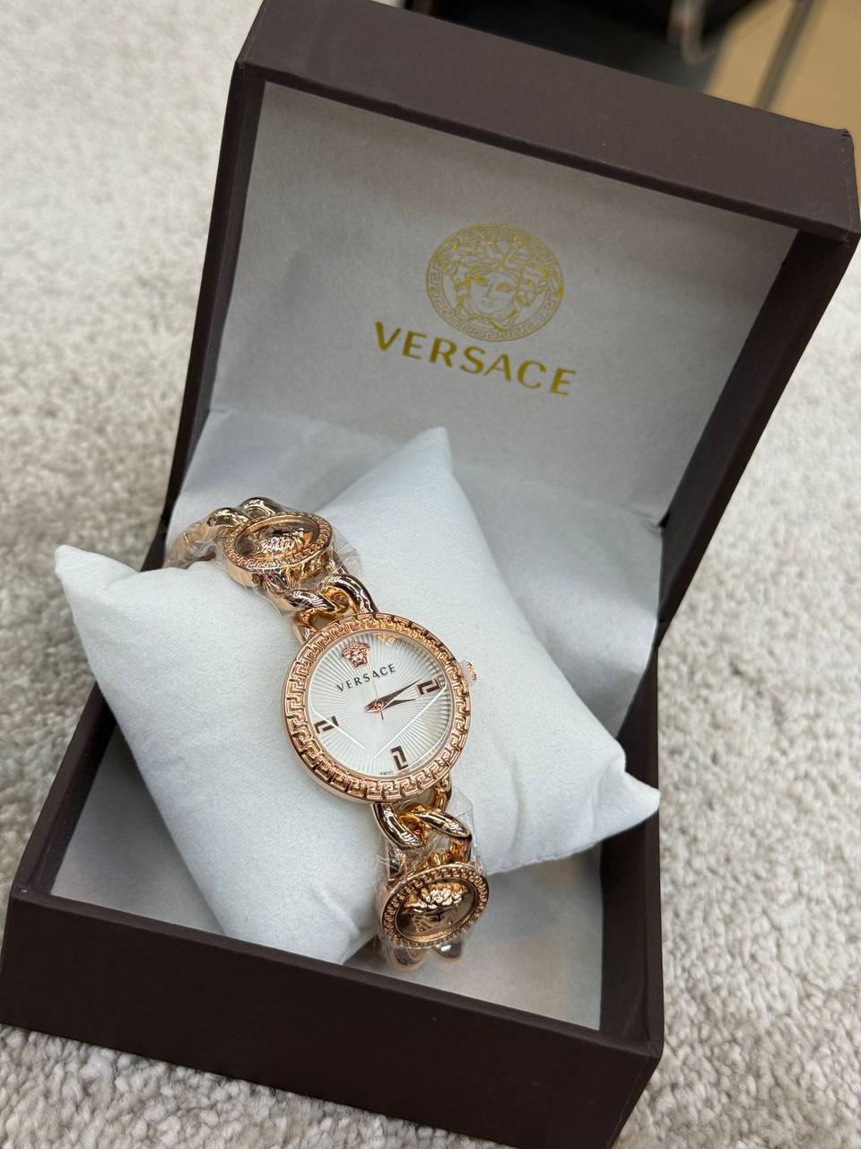 VERSACE🆕 LADIES 
GOOD QUALITY 💯
60 dhs🪙💕

Zain133
♥️♥️♥️