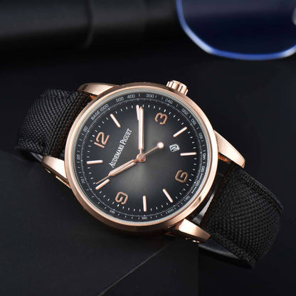 stop  watch  
35AED

with original box  
90 dhs🇦🇪🇦🇪

Zain85
♥️♥️♥️