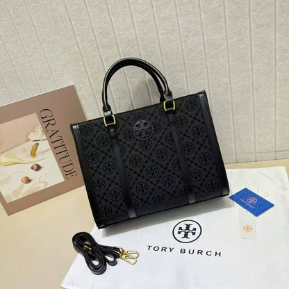 TORY BURCH 


GOOD QUALITY 

105  DHS

Zain39

♥️♥️♥️