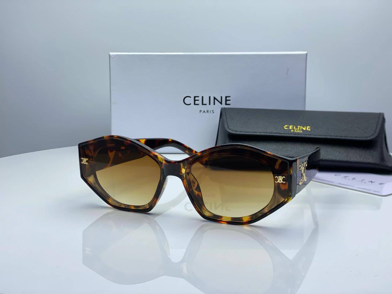 Sunglasses
65 dhs✅

Zain182
♥️♥️♥️