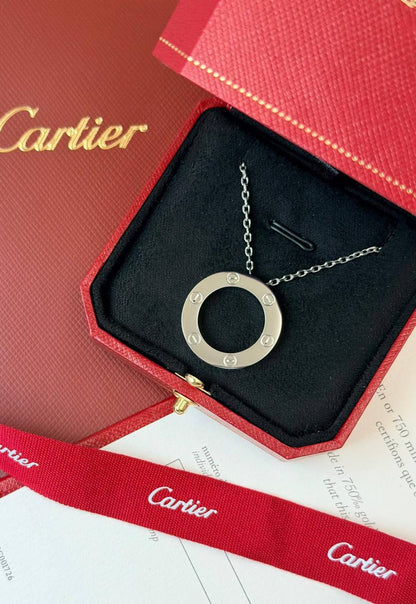 Cartier
LOVE PENDANT 
* ⁠↗️ *Super Master Quality 
* ⁠Gold , Silver & ChmpnGold all colors available 
Product description: 
18K  gold plated 
Chain length: 42cm
Outer diameter: 23.5mm
For Price 👇 WhatsApp✅
0568585901 
0507557372
0552275751 Owner Zain 👌