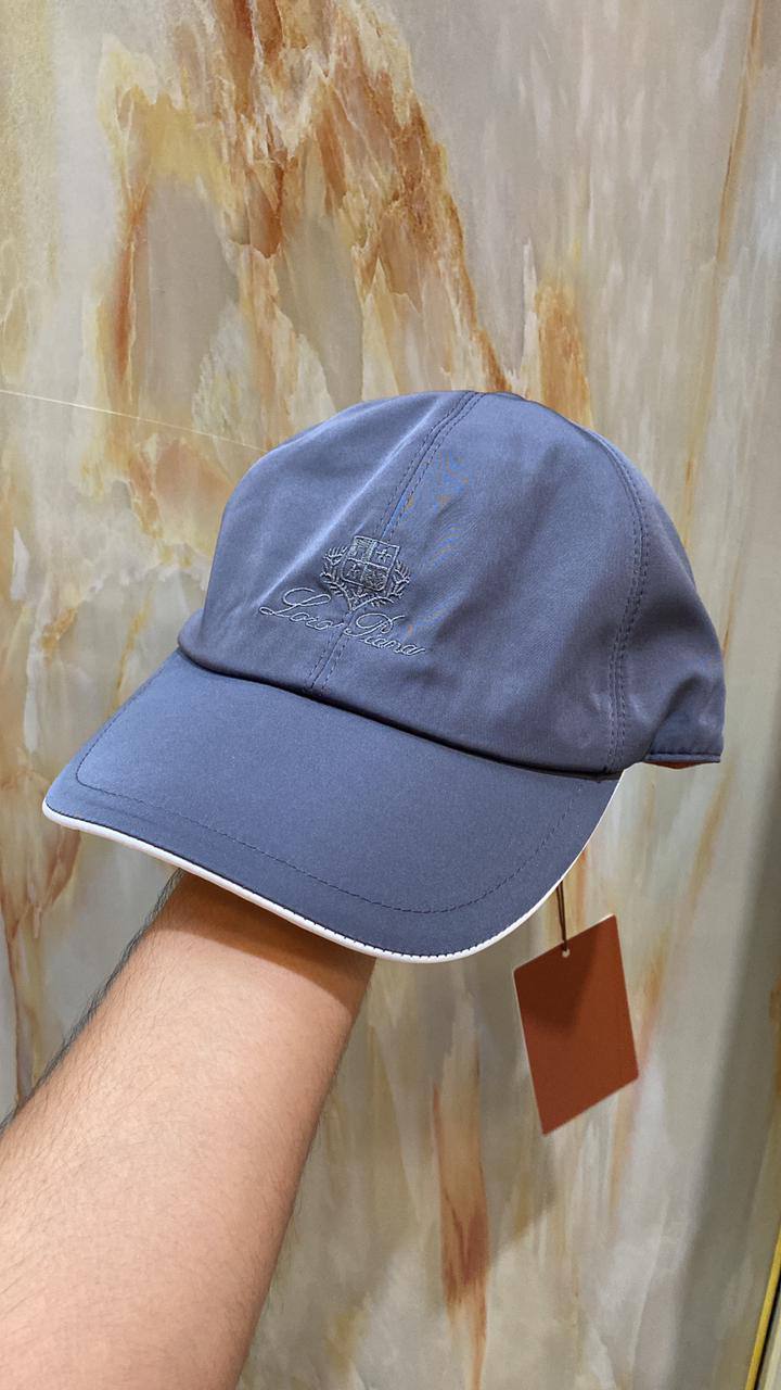 Loro Piana Cap

Master

85 dhs🇦🇪🇦🇪

With Paper Bag

Zain33