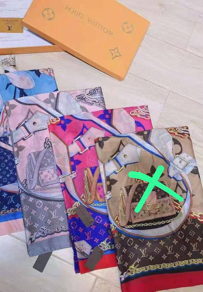 Silk scarf 
40 dhs🪙💕

Zain93
♥️♥️♥️