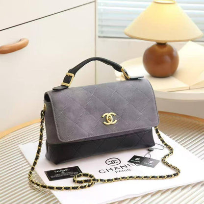 🍁 Chanel 25A
1⃣️ First quality +🎁
Size : 29 * 18 * 8 cm
95 dhs🇦🇪
with box🎁

Zain115
♥️♥️♥️