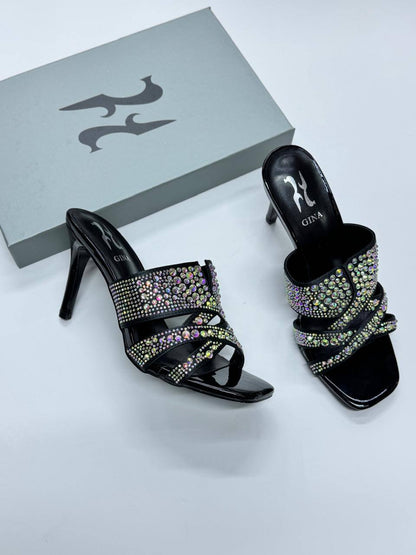 Gina
Size 36-41
115 dhs🪙🌨️

Zain21
♥️♥️♥️
