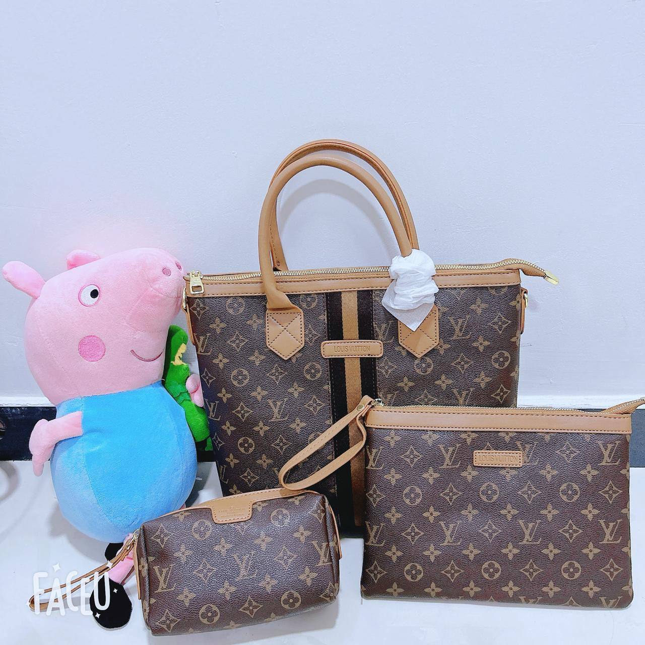 LV - Dior
3in1
95 dhs🪙🌨️

Zain17
♥️♥️♥️